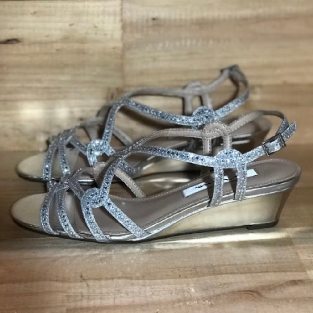 Nina FYNLEE WEDGE SANDAL